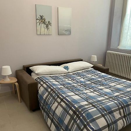 דירות מרינה די פיזה Azzurra House מראה חיצוני תמונה